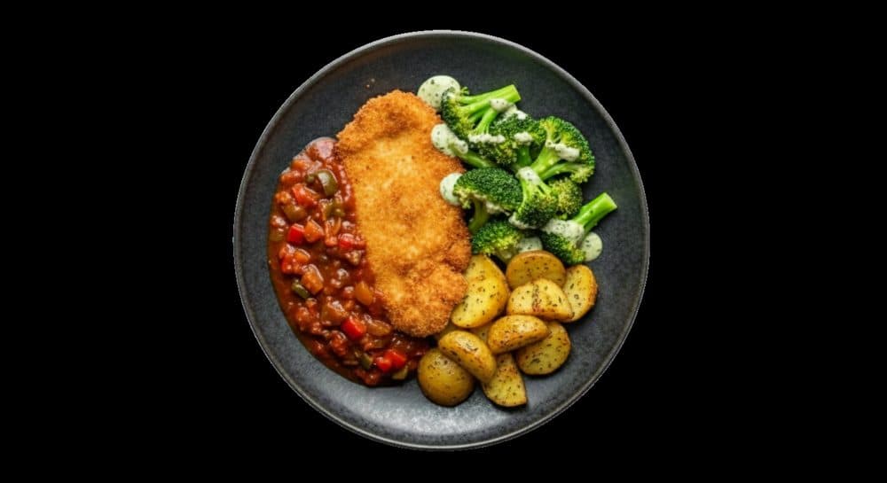 Hähnchenschnitzel mit Kartoffeln – Mittagsmahlzeit der Nahküche